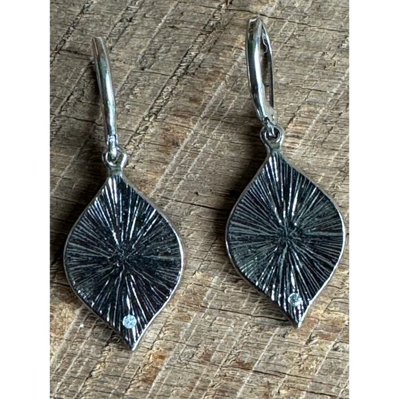 White Boho Drop Earrings Silver Tone Mosaic Beaded Design - Picture 3 of 5